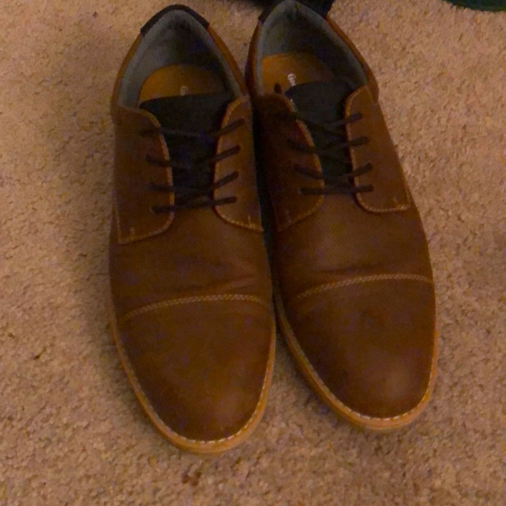 Brown casual/ dress shoes with black tongue